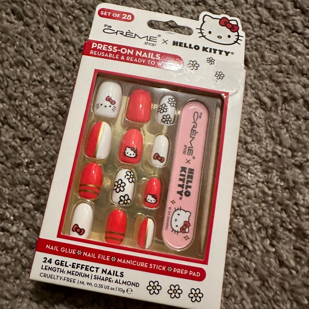 The Creme Shop x Hello Kitty Faux Nail Set